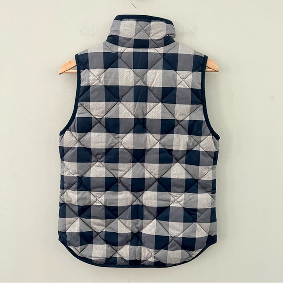 NWT J. Crew Navy Blue White Buffalo Plaid Check Puffer Vest $128 XS - Picture 3 of 4